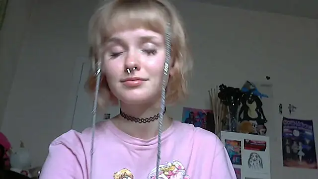 Paradoxy  online show from April 2026 06:58:01 PM