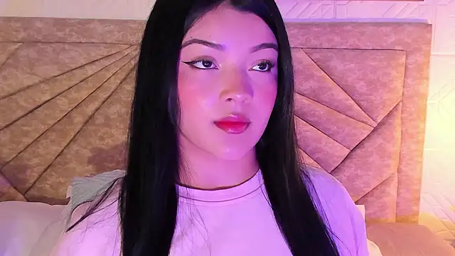 EmmaBlossom online show from February 2026 12:31:01 PM