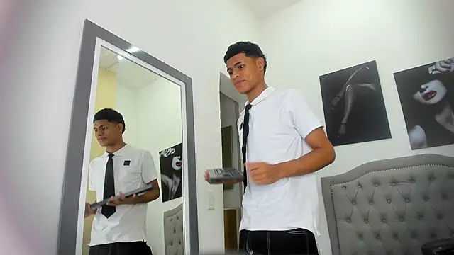 Snapshot of paull_cassidy chatting on November 2025 03:42:02 AM paull cassidy online show from November 2025 03:42:02 AM