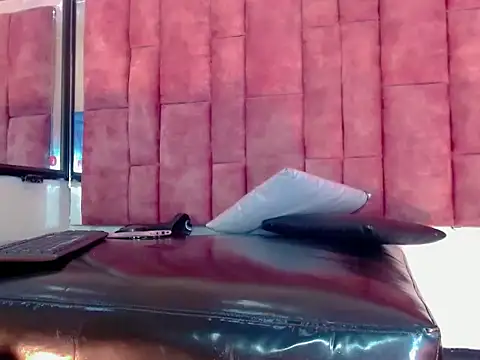 katherine x1 online show from November 2025 05:01:02 AM