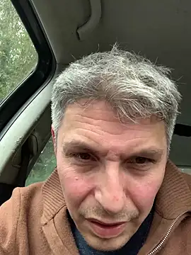 CerveniXXL online show from October 2025 04:09:01 PM