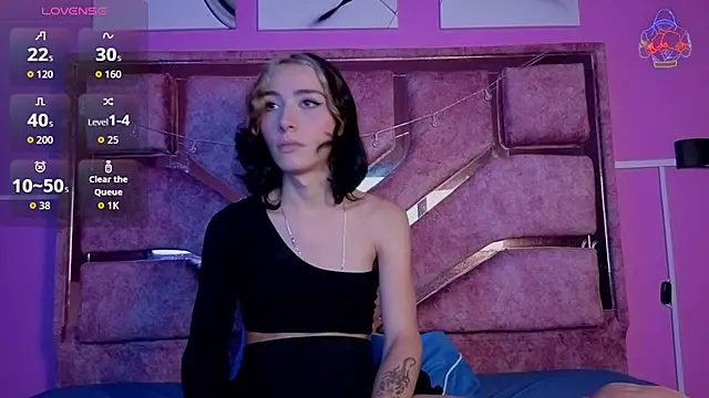 samantaa liov online show from April 2026 07:39:02 PM