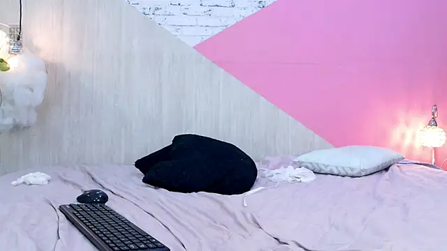 adisson petite1 online show from February 2026 05:28:02 PM