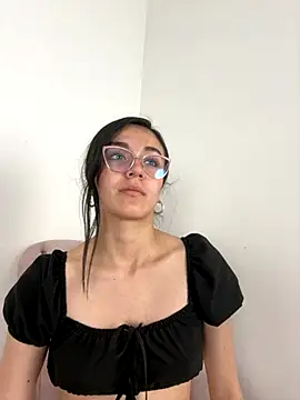 Snapshot of Liaa_sr chatting on October 2025 06:41:02 PM Liaa sr online show from October 2025 06:41:02 PM