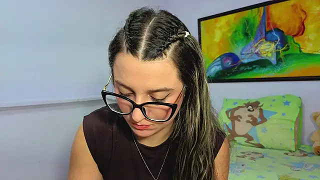 katiaa lovv online show from April 2026 12:16:02 PM