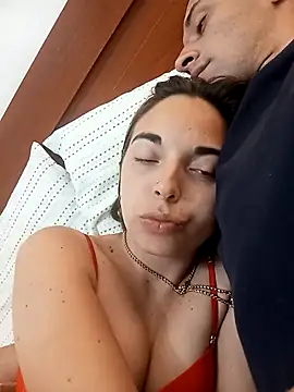 CrisHot202 online show from October 2025 05:15:02 PM