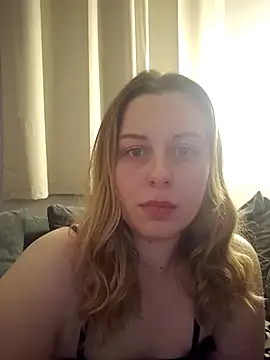 Snapshot of Brutal_brunettexx chatting on August 2026 02:43:01 AM Brutal brunettexx online show from August 2026 02:43:01 AM