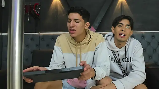 Stiben boy online show from November 2025 04:23:01 AM