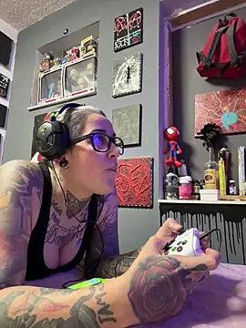 inkdmagz online show from November 2025 08:24:02 PM