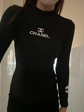 Quynhbabysexy online show from April 2026 06:25:01 AM