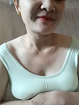 Snapshot of Paul-paul11 chatting on October 2025 01:05:02 AM Paul-paul11 online show from October 2025 01:05:02 AM