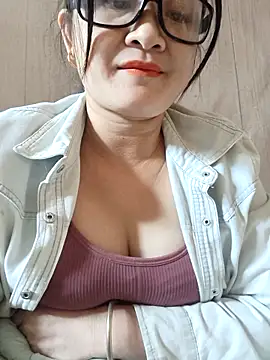 Snapshot of Paul-paul11 chatting on November 2025 12:55:01 AM Paul-paul11 online show from November 2025 12:55:01 AM