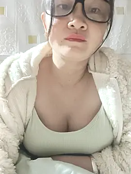 Snapshot of Paul-paul11 chatting on December 2025 10:37:01 PM Paul-paul11 online show from December 2025 10:37:01 PM