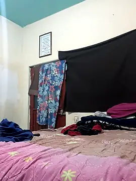 Sk3m veryhot online show from November 2025 12:37:01 PM