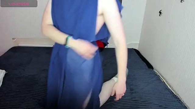 Cattie w  online show from November 2025 01:18:02 AM