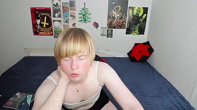 Cattie w  online show from June 2026 01:19:01 AM