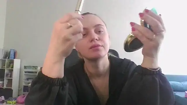 Snapshot of Cynoraye chatting on February 2026 10:21:02 AM Cynoraye online show from February 2026 10:21:02 AM