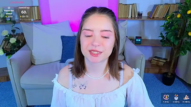  Amelia Shine  online show from November 2025 01:39:02 AM