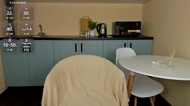 Snapshot of CallMeMargo chatting on February 2026 01:56:01 PM CallMeMargo online show from February 2026 01:56:01 PM