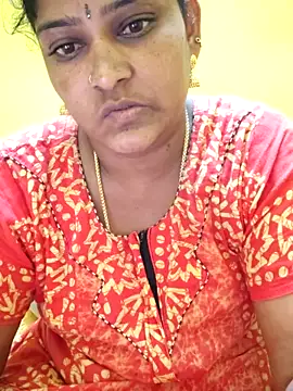 Snapshot of navyasree143 chatting on October 2025 01:57:01 AM navyasree143 online show from October 2025 01:57:01 AM