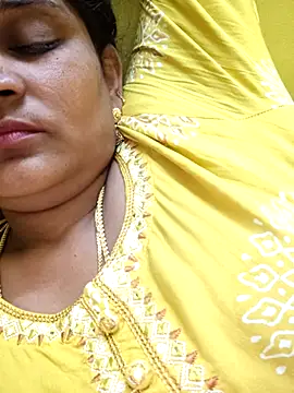 Snapshot of navyasree143 chatting on October 2025 03:18:02 PM navyasree143 online show from October 2025 03:18:02 PM