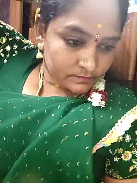 Snapshot of navyasree143 chatting on October 2025 10:06:01 AM navyasree143 online show from October 2025 10:06:01 AM