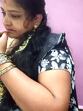 Snapshot of navyasree143 chatting on October 2025 01:28:01 AM navyasree143 online show from October 2025 01:28:01 AM