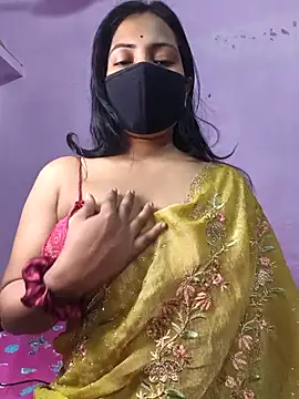 Snapshot of Queen_Shanayaa chatting on November 2025 05:11:01 PM Queen Shanayaa online show from November 2025 05:11:01 PM