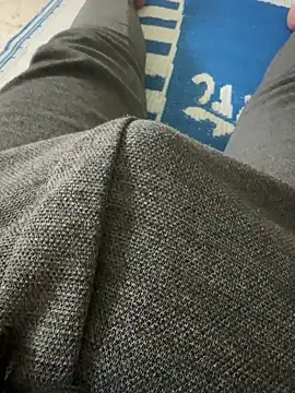 0Mid00 online show from October 2025 09:51:01 AM