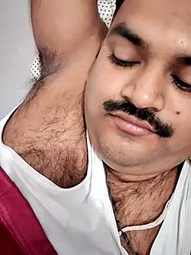 Snapshot of desiyouth94 chatting on November 2025 02:27:02 PM desiyouth94 online show from November 2025 02:27:02 PM