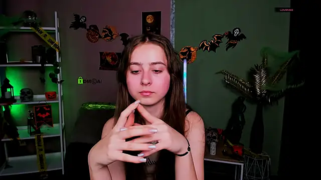 rebecca smile online show from November 2025 06:45:01 AM