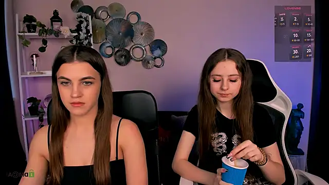 rebecca smile online show from March 2026 01:15:02 PM