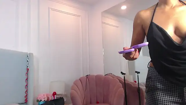 Snapshot of ChantalGarner chatting on November 2025 01:01:01 PM ChantalGarner online show from November 2025 01:01:01 PM