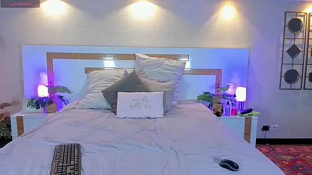 Violeta dh online show from February 2026 12:16:01 PM