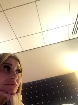 Snapshot of Sadie_alexandra chatting on November 2025 01:59:02 AM Sadie alexandra online show from November 2025 01:59:02 AM