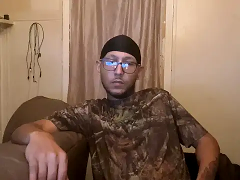 ThrowedWorldWide online show from December 2025 04:42:02 AM