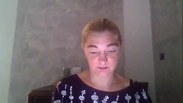 GoldenAngelMilf online show from October 2025 09:39:01 AM