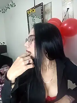 YaraDuartee online show from February 2026 01:48:02 AM