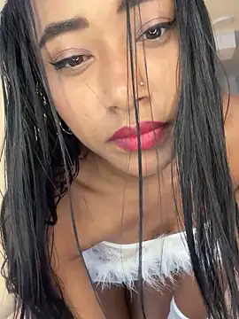 Snapshot of Soleyma_ chatting on October 2025 03:09:02 PM Soleyma  online show from October 2025 03:09:02 PM