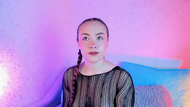 Snapshot of MAGIC_VERA chatting on November 2025 11:36:02 AM MAGIC VERA online show from November 2025 11:36:02 AM