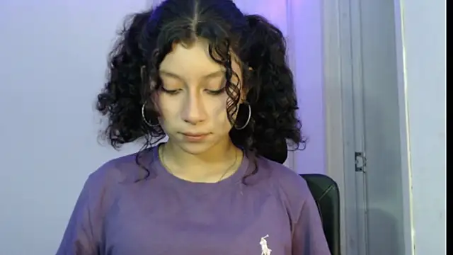 Ivonnybonn online show from October 2025 06:25:01 AM