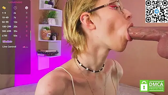 Snapshot of Sharlikiss chatting on February 2026 03:32:01 PM Sharlikiss online show from February 2026 03:32:01 PM