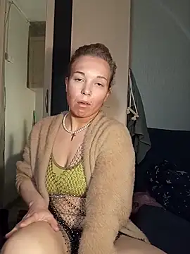 Conny Shellie online show from March 2026 07:42:01 PM