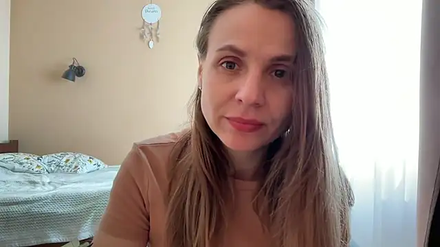 AnnieLove7722 online show from May 2026 10:55:02 AM