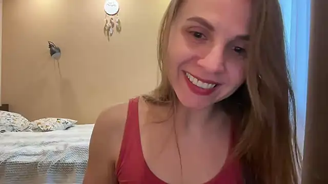 AnnieLove7722 online show from May 2026 05:21:02 PM