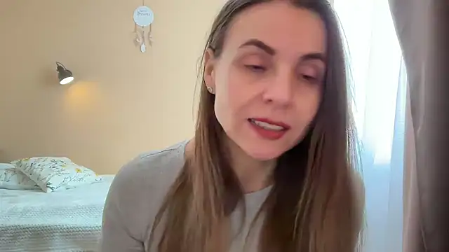 AnnieLove7722 online show from May 2026 09:50:02 AM