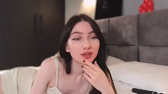 Snapshot of AnaMoonlight chatting on November 2025 04:29:02 PM AnaMoonlight online show from November 2025 04:29:02 PM