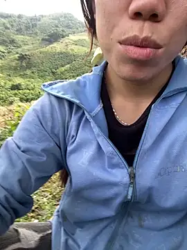 Snapshot of nhinhi-sexy chatting on November 2025 05:39:01 AM nhinhi-sexy online show from November 2025 05:39:01 AM