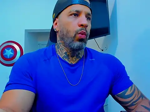 JoshRigby online show from October 2025 07:00:01 PM