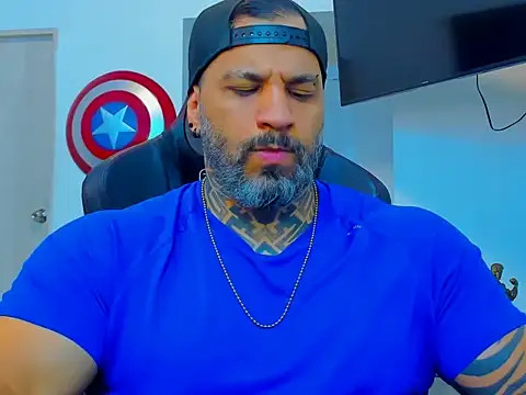 JoshRigby online show from October 2025 07:47:02 PM